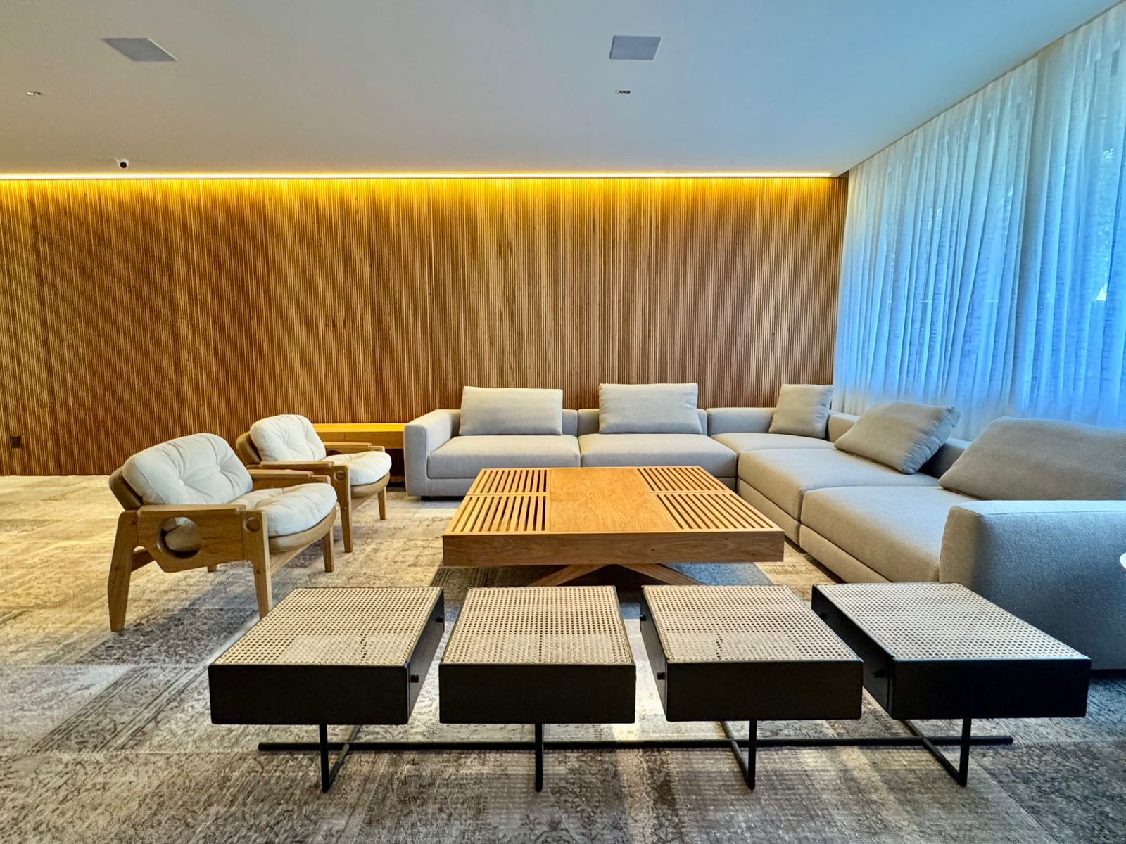 Seven Luxury Real State